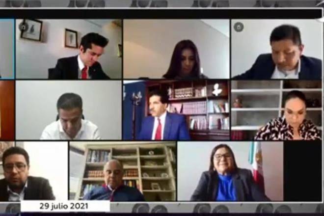 Avanza extraordinario con outsourcing y sin desafueros