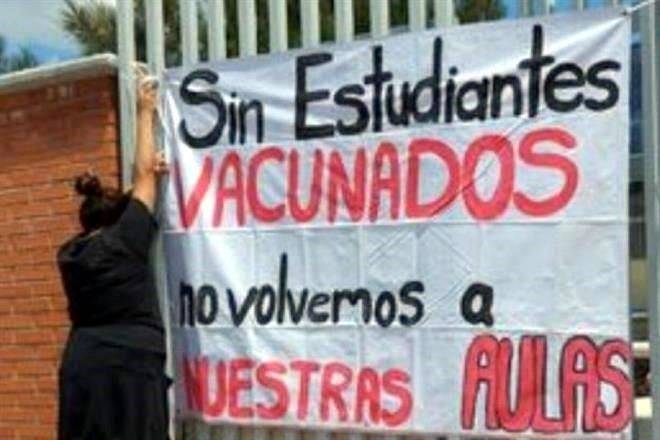Invisibiliza Gobierno a niños al negar vacunas.-Redim