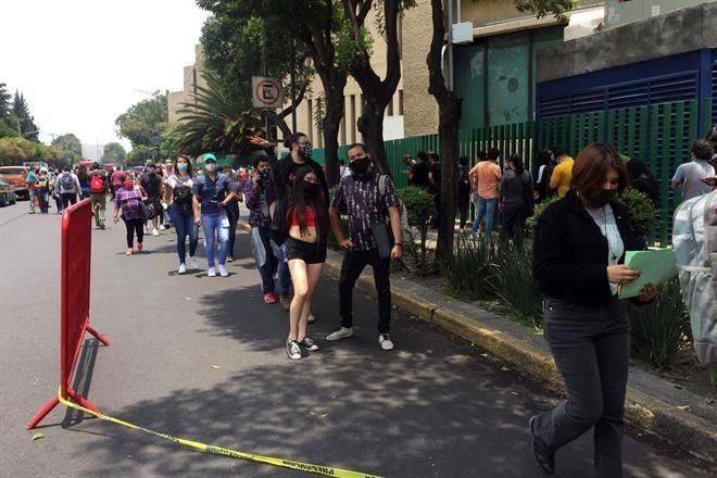 Relajo en la vacuna