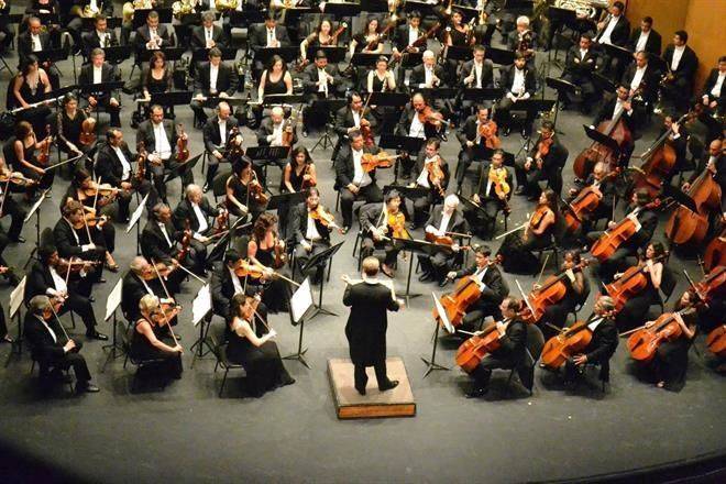 Reprograma Orquesta Sinfónica concierto por casos Covid