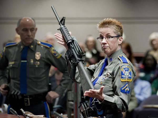 Fabricante de armas de EU ofrece acuerdo