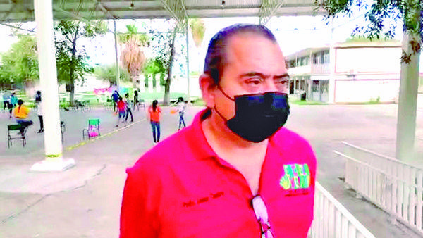 Capacitan a alumnos para regreso a aulas