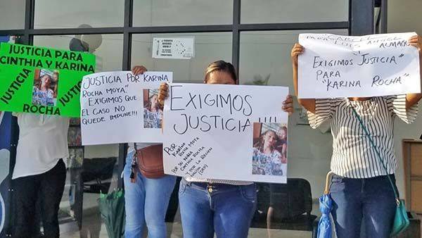 Exigen justicia para Karina