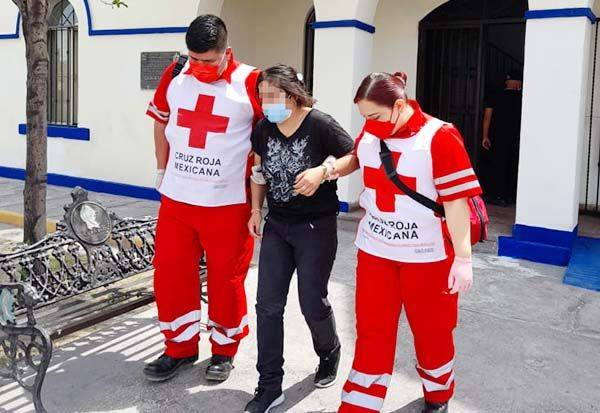 Pide auxilio joven y sufre desmayo