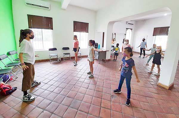 Inician cursos en Casa de las Artes