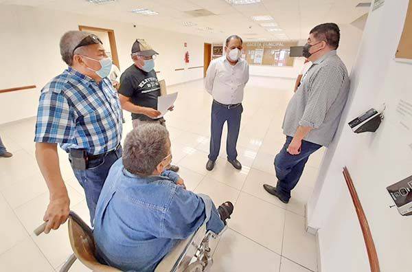 Taxistas exigen mayor rigor contra “Uber´s”