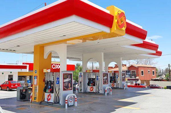 Frenan importación de gasolina de EU
