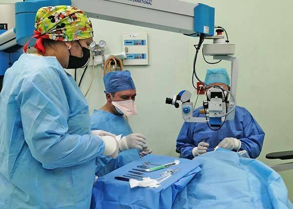 Realizan jornadas de operación de catarata