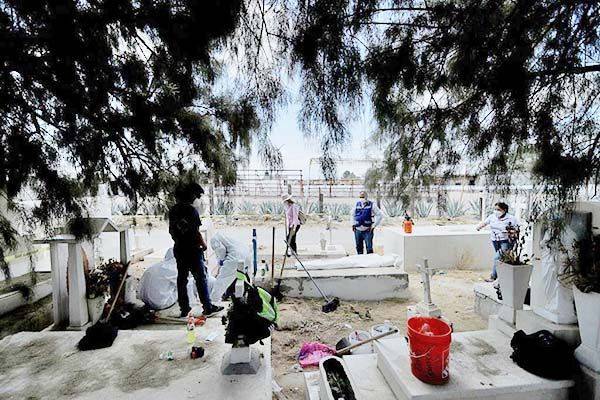 Reconocen a colectivos de búsqueda de desaparecidos
