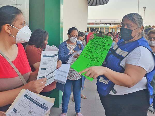 Monitorea Paredes la aplicación de vacuna