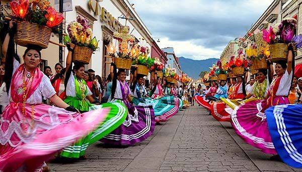 Anuncian que la Guelaguetza 2021 será digital