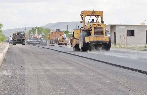 Pavimenta Gladys más calles en SB