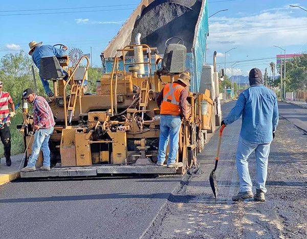 Supervisa obras en comunidades