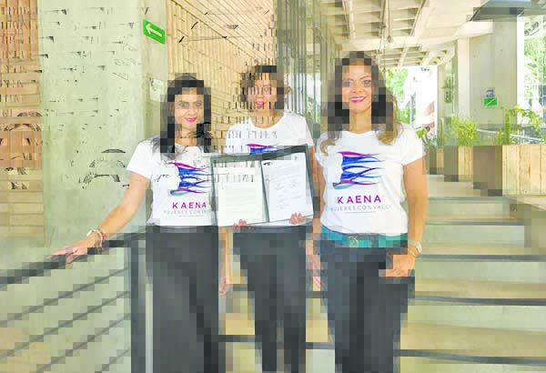 Reconocen a mujeres con el premio “Kaena”