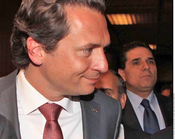 ‘Llueven’ denuncias y Lozoya sigue libre