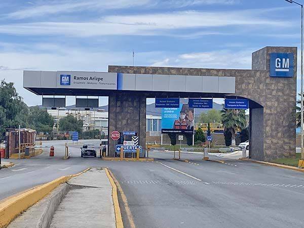 Amplía GM paro técnico