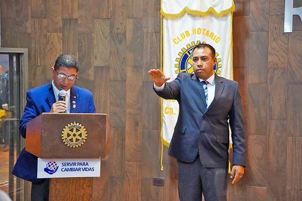 Tiene Club Rotario nuevo Presidente