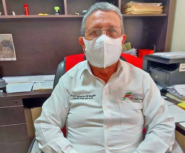 Darán de baja a asistentes de regidores