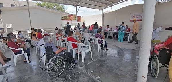 Entregan Becas 68 Y Más en Frontera