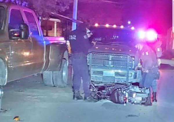 Pierde bebé y junto a su hija lucha por vivir