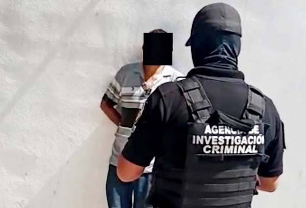 Lo capturan con las manos en “el cable”