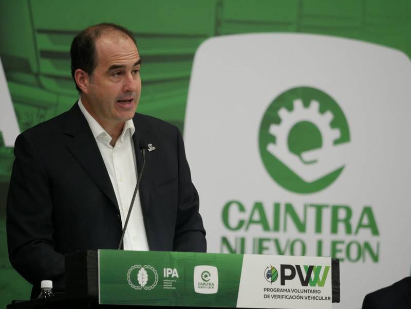 Reportan industriales de Nuevo León mejora en desempeño