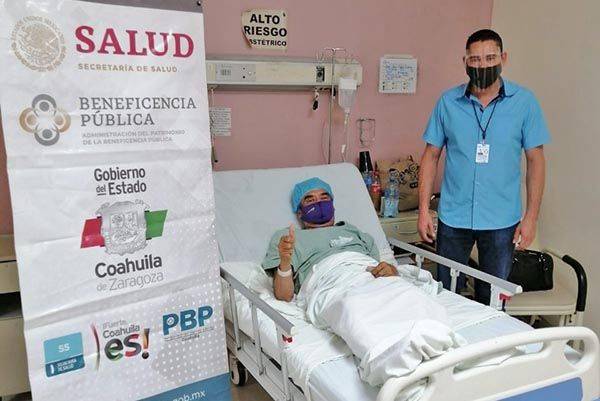 Los operan de rodilla o cadera con programa