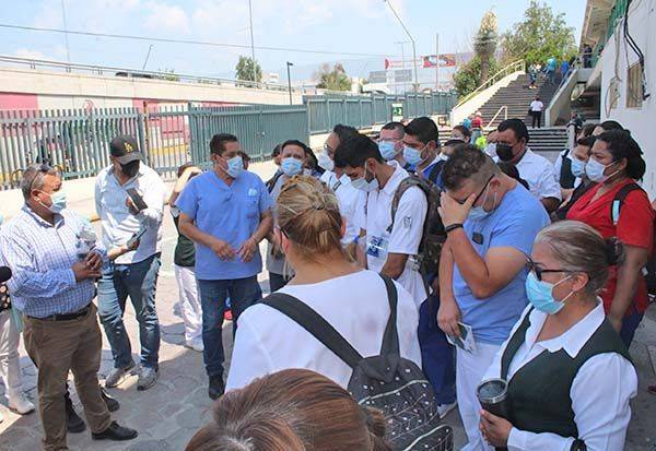 Temen despidos tras protestar en el IMSS