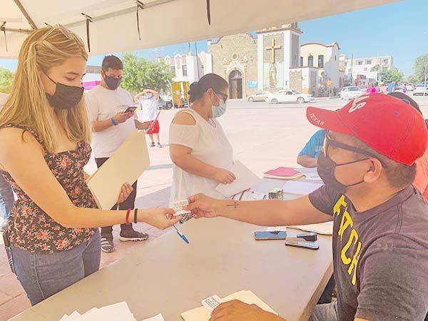 Invitan a jóvenes a registro de vacuna