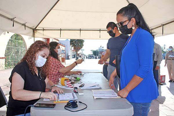 Se registran 3 mil para recibir vacuna