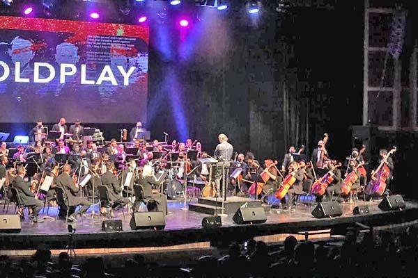 Rinden homenaje a banda Coldplay