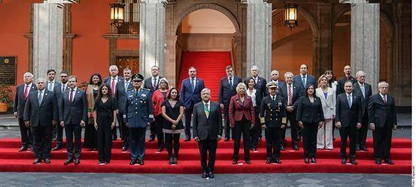 Mantiene AMLO tono de campaña