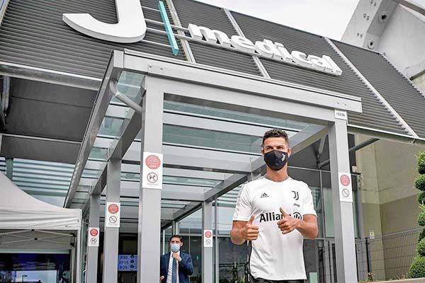 Listo CR7 para su pretemporada con la Juve