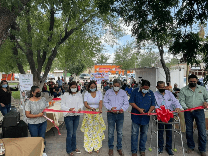 REALIZAN JORNADAS DE TRABAJO ‘AQUÍ HAY CHAMBA’ EN NAVA Y MORELOS