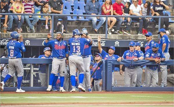 Estables 12 jugadores de Acereros con Covid