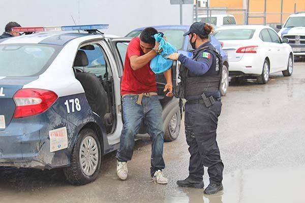 Dúo causa molestias en el Bulevar San José