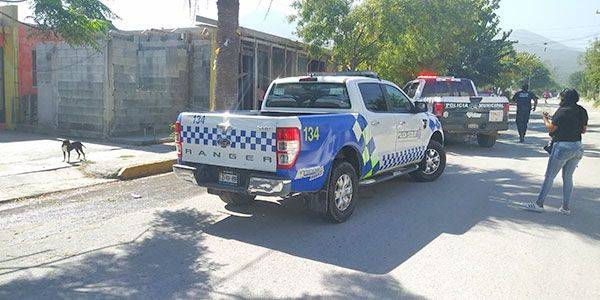 Asaltan tienda con cuchillo en mano