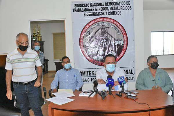 Absorberá AHMSA obreros outsourcing