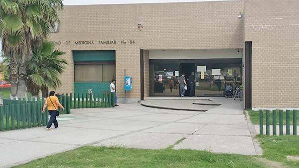 Clínica 84 sí tiene urgenciólogo: IMSS