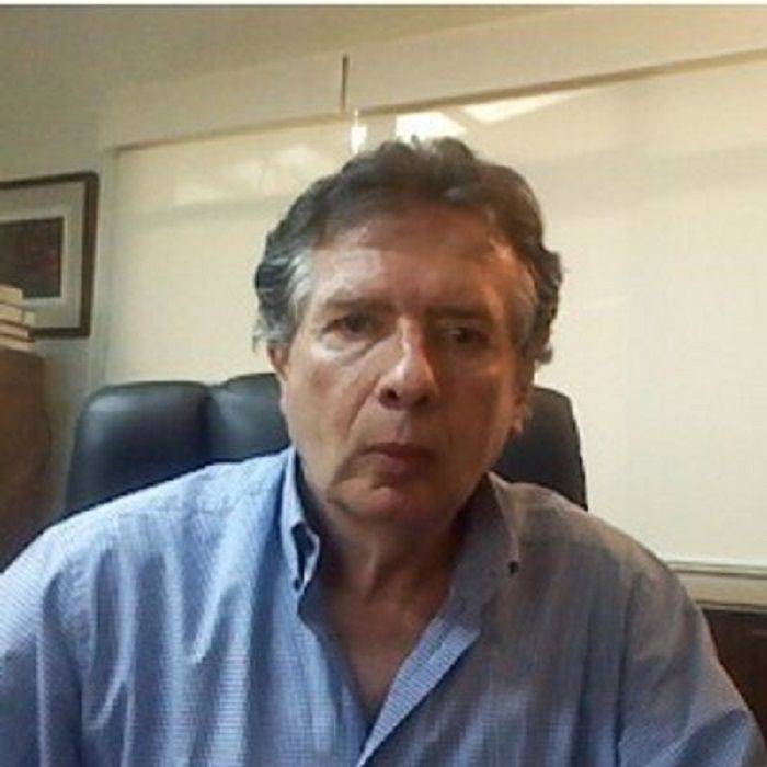 Interviniendo la no intervención