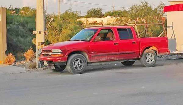 Recupera camioneta  robada en dos horas