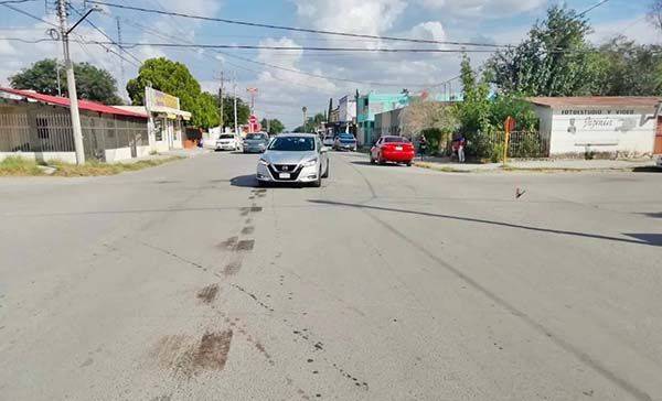 Deja choque solo daños materiales