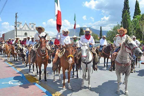 Respalda a la Cabalgata “Santo Domingo-Sabinas”