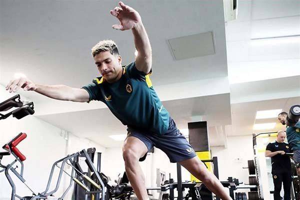Arrancan Jiménez y Wolves pretemporada