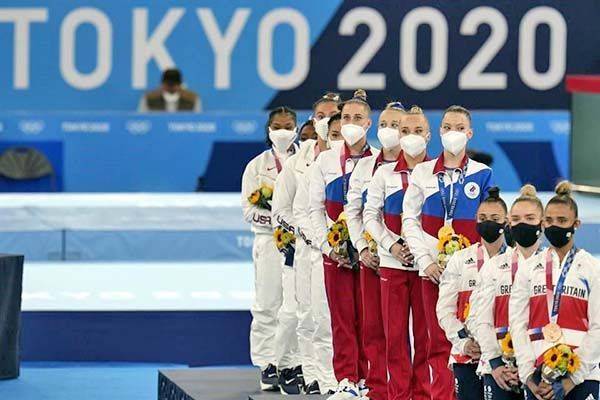 Aprovecha Rusia retiro de Biles y se cuelga el oro