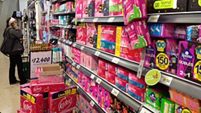 Menstruación y vacunas: mujeres alertan sobre las alteraciones que ven en su periodo