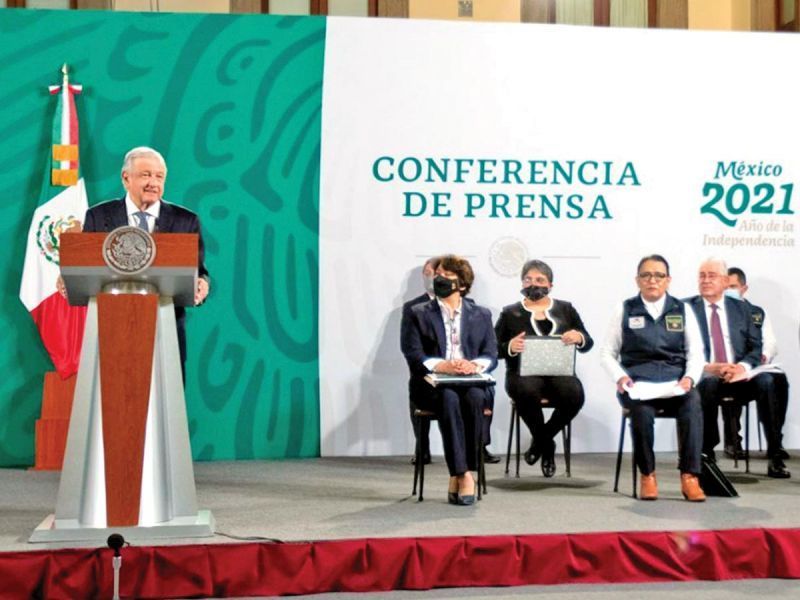 Dan libertad a maestros para volver a aulas; pactan vuelta presencial con estados