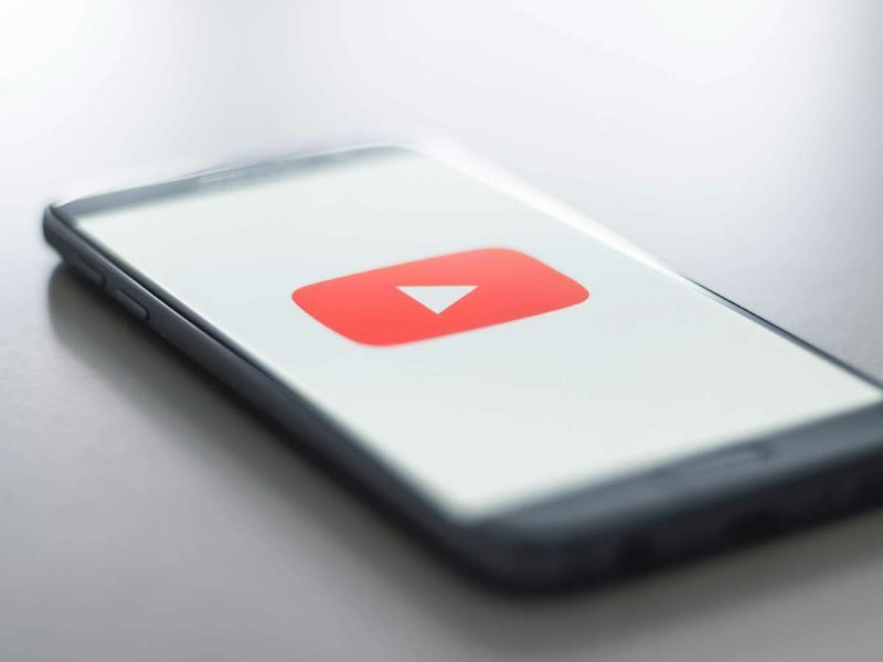 YouTube no permite cuentas que cree que son de talibanes
