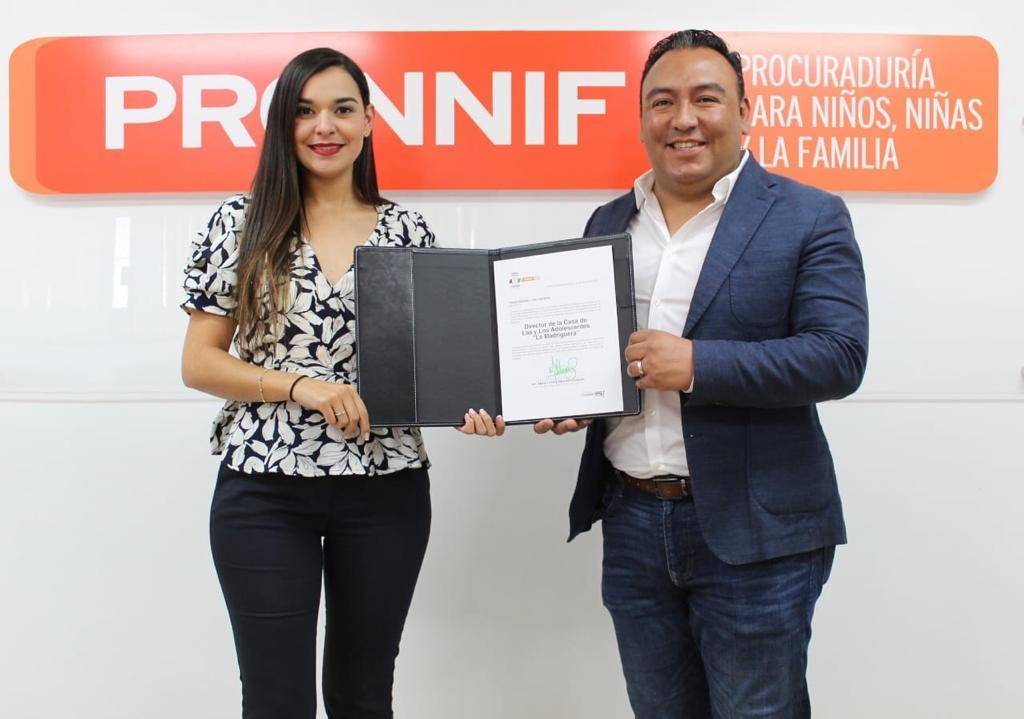 NOMBRA PRONNIF COAHUILA AL NUEVO DIRECTOR GENERAL DE LA MADRIGUERA, CASA DEL ADOLESCENTE