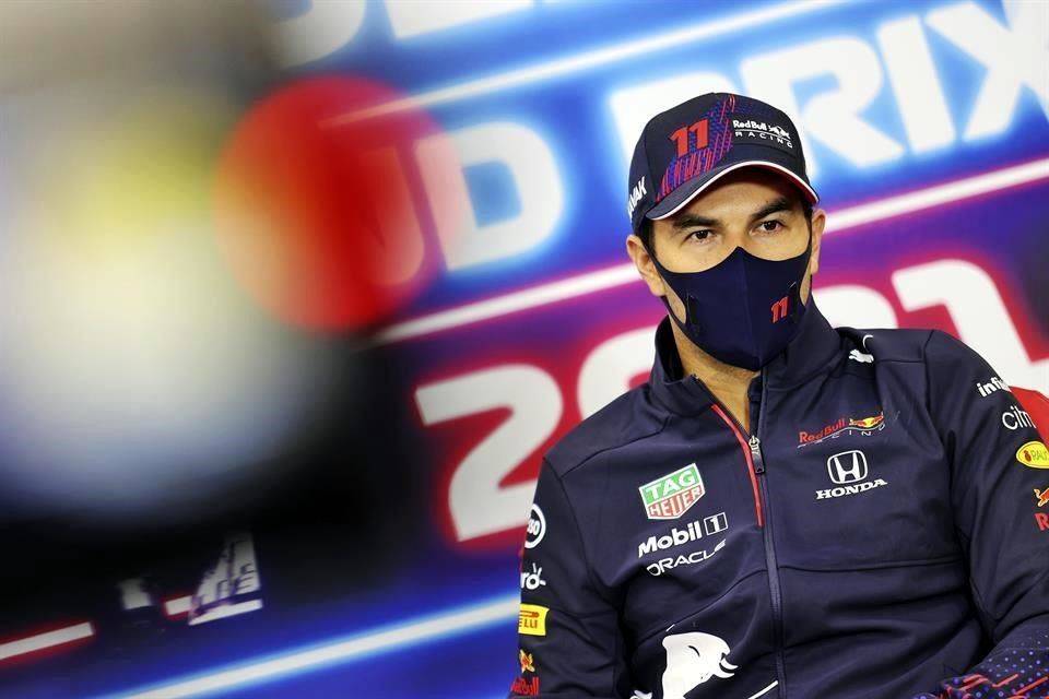 Seguirá ‘Checo’ con Red Bull en 2022